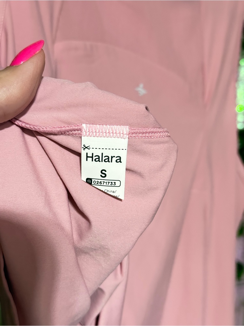 Halara Contrast Mesh Curved Hem Running Pink Tank Top size Small - Picture 3 of 3